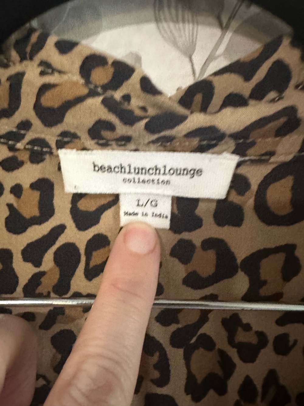 beachlunchlounge Leopard Print Button-Down Shirt in Brown - Picture 4 of 7